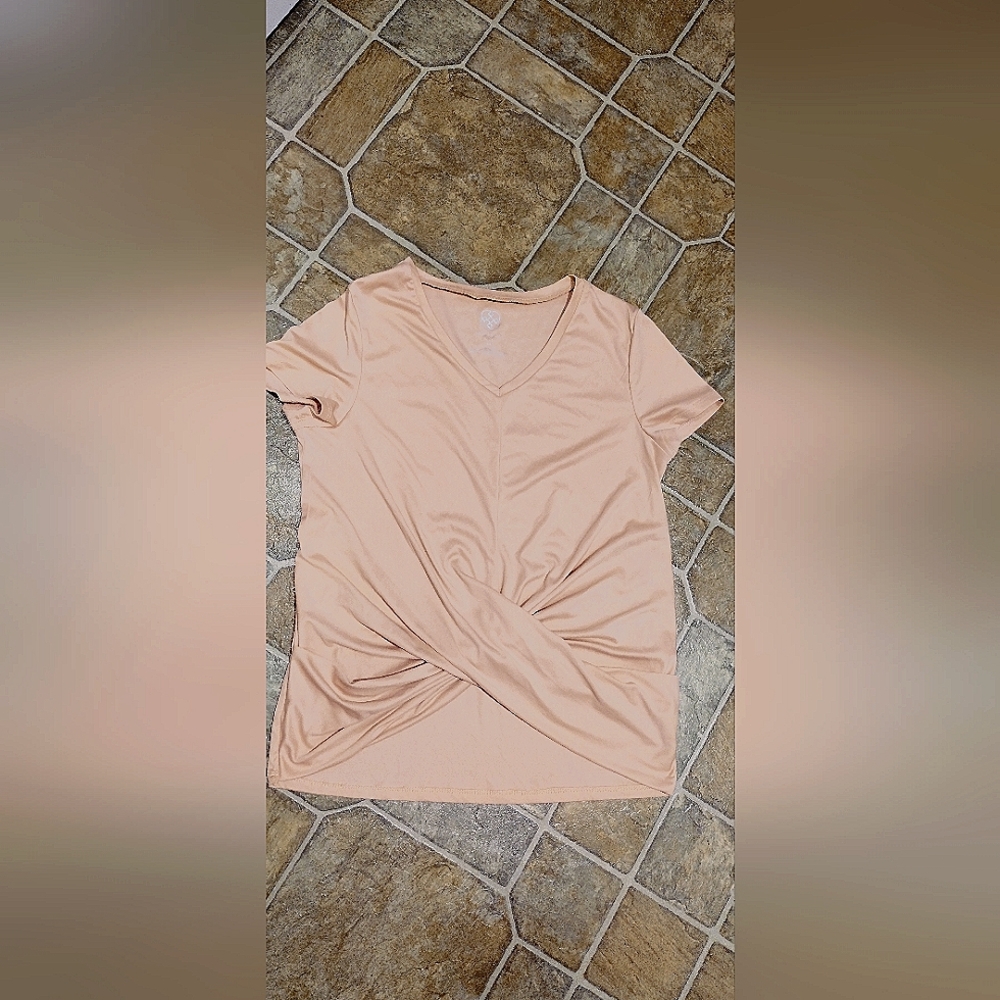 Tee shirt